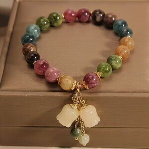 Beautiful mixed gemstones stretch bracelet NEW Host Pick! Xo 💖 🎉🎉🎀😘💋